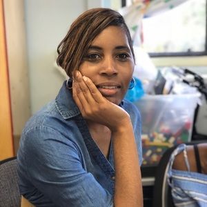 Meet your Posher, Lynn